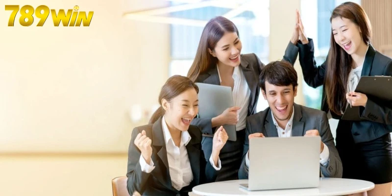 Đánh giá đội ngũ nhân viên hỗ trợ